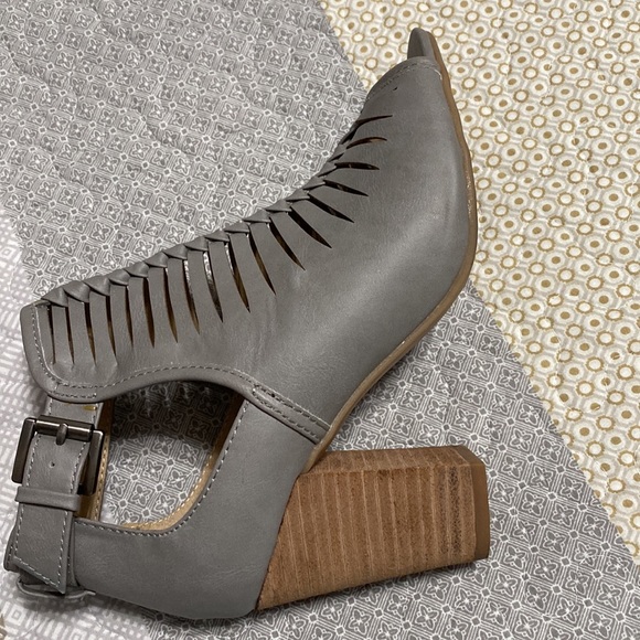 Booties - Picture 3 of 8